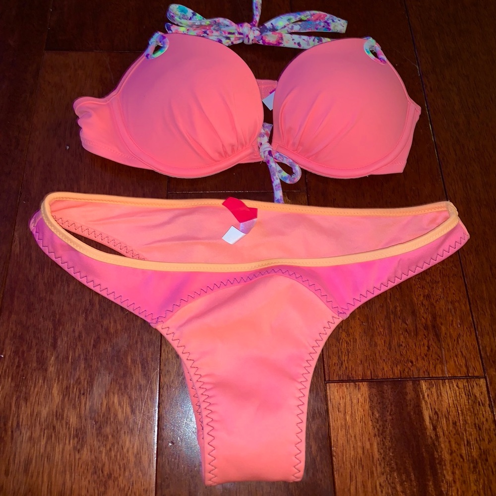 VICTORIA’S SECRET BIKINI